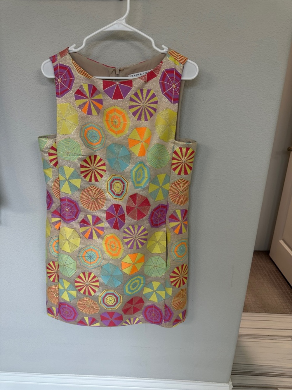 NWT Trina Turk Gold Patterned Dress